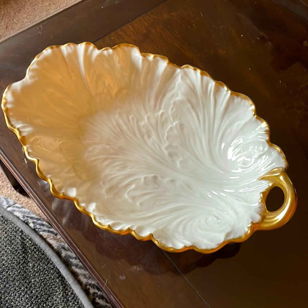 Stunning and RARE 1980’s Large Lenox Leaf Serving Dish, excellent condition